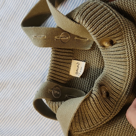 Knit Baby Bloomers with Suspenders - Picture 5 of 6